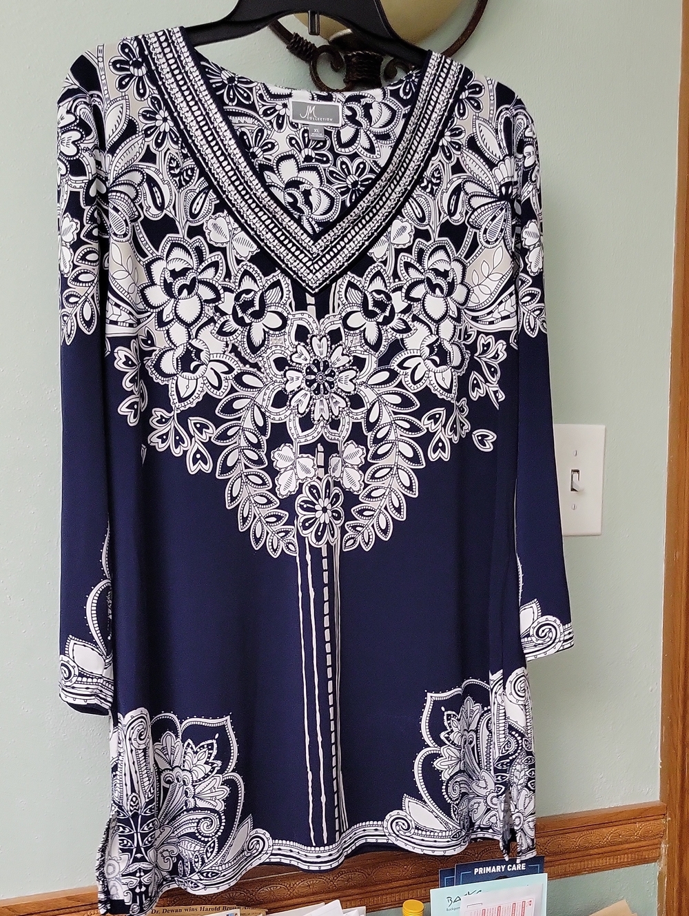 JM Collection Navy and White Floral V-Neck Top